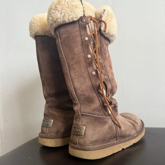 UGG Australia Upside Boot Sz 7 - Picture 6 of 10
